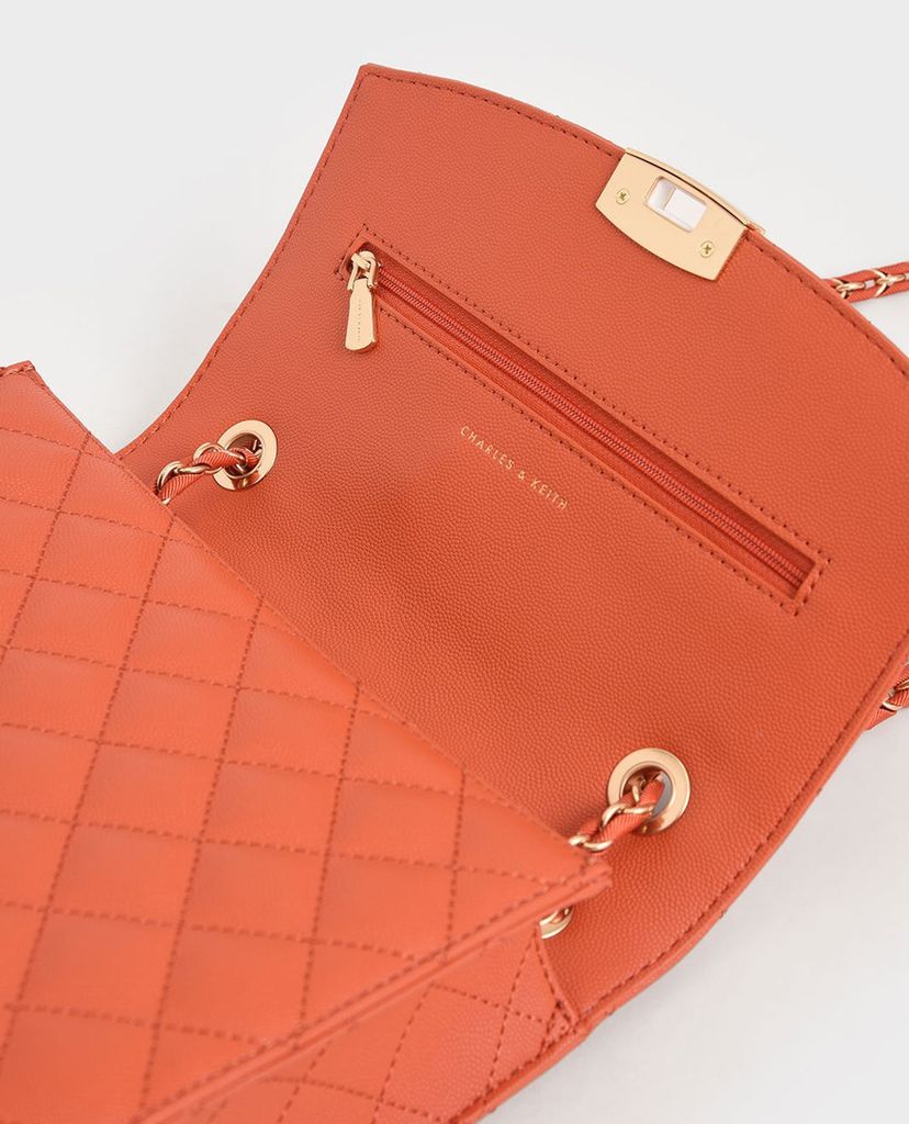 CHARLES & KEITH - Túi đeo vai nữ chữ nhật Quilted Chain Strap