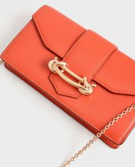 CHARLES & KEITH - Ví cầm tay nữ chữ nhật Metallic Buckle