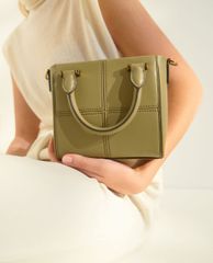 CHARLES & KEITH - Túi xách tay nữ phom vuông Textured Panelled