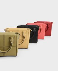 CHARLES & KEITH - Túi xách tay nữ phom vuông Textured Panelled