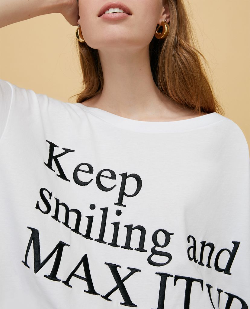 MAX&Co. - Áo thun nữ tay ngắn With Embroidered Graphic