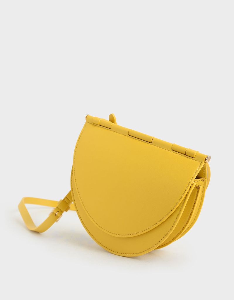 CHARLES & KEITH - Túi đeo chéo hình bán nguyệt Semi Circle Crossbody