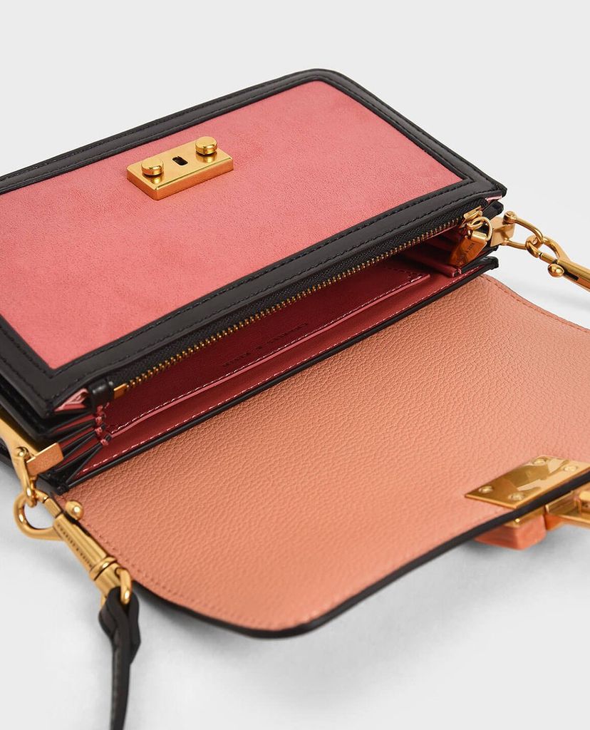 CHARLES & KEITH - Ví cầm tay nữ chữ nhật Stone Embellished