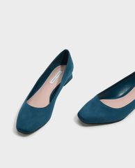 CHARLES & KEITH - Giày búp bê nữ mũi tròn thời trang