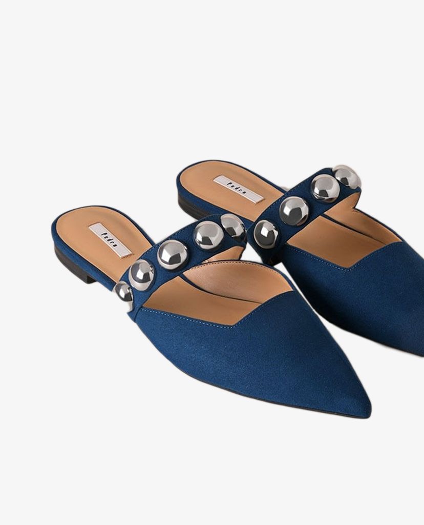 PEDRO - Giày đế bệt nữ mũi nhọn hở gót Studded Slip On