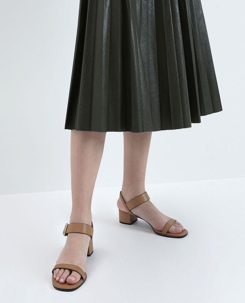 CHARLES & KEITH - Giày sandal cao gót quai ngang Frame Buckle Block