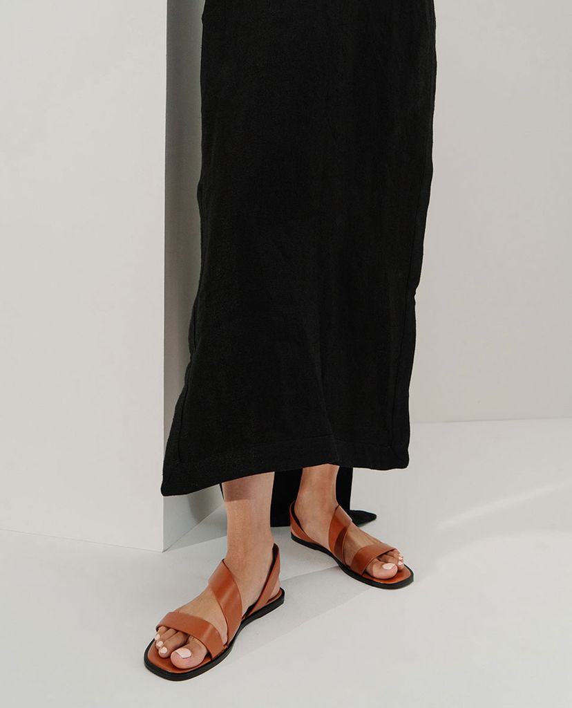 CHARLES & KEITH - Giày sandal nữ quai ngang chéo thời trang