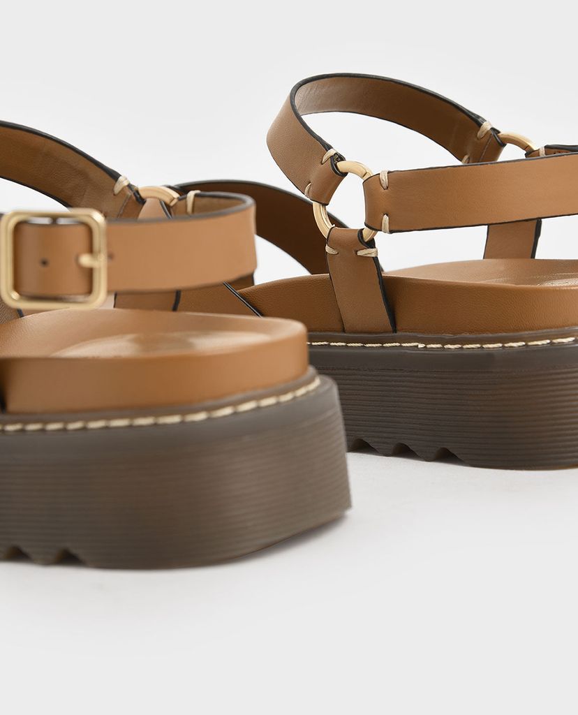 CHARLES & KEITH - Giày đế xuồng quai chéo Patent Criss Cross