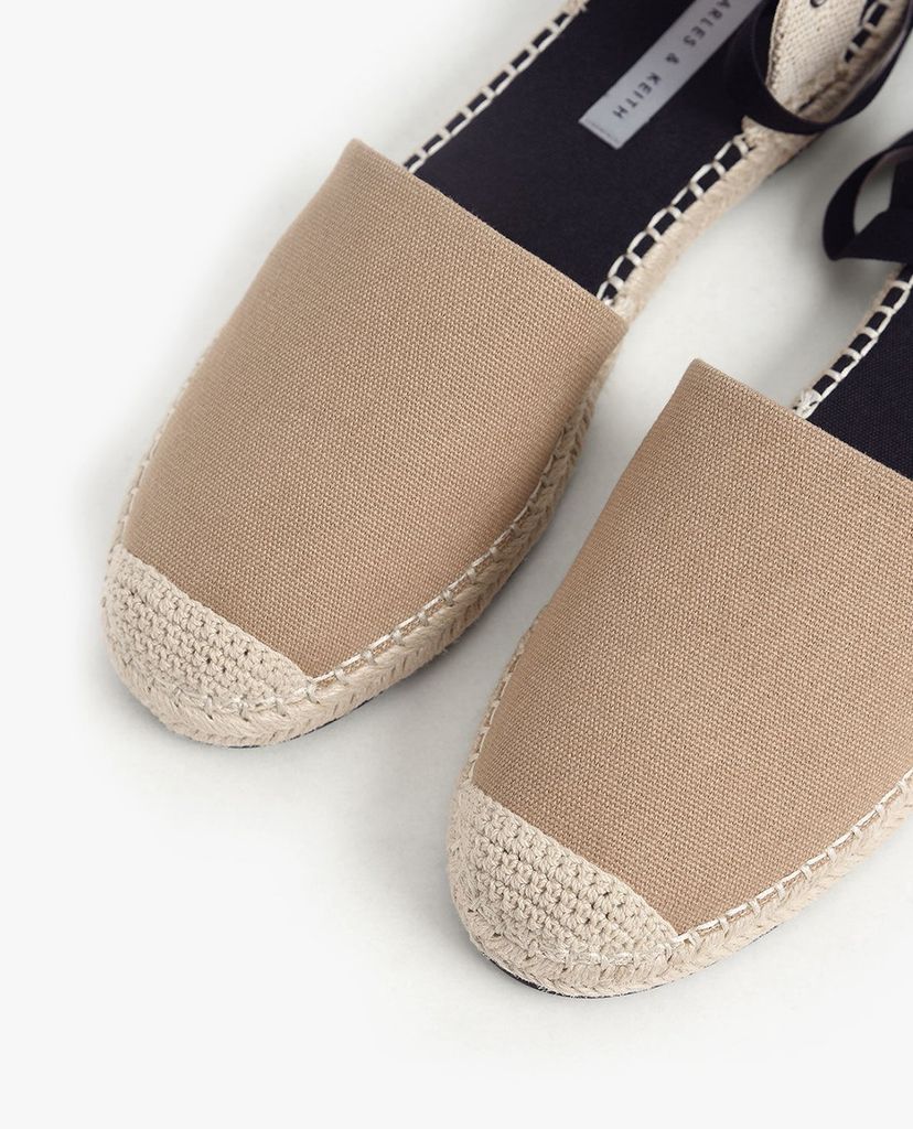 CHARLES & KEITH - Giày sandals nữ mũi tròn Tie Around Espadrille
