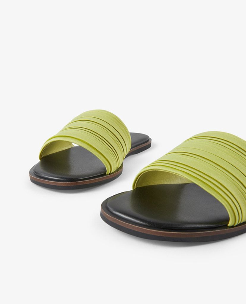 CHARLES & KEITH - Dép nữ quai ngang thời trang
