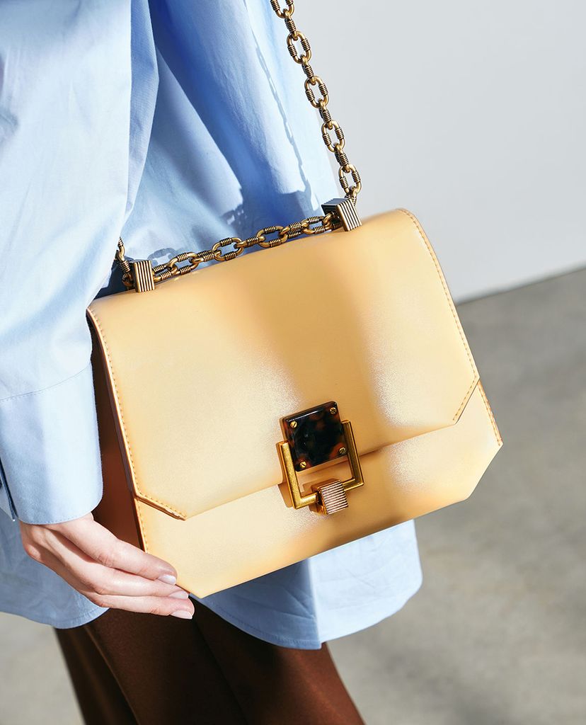 CHARLES & KEITH - Túi đeo chéo Chain Handle Geometric