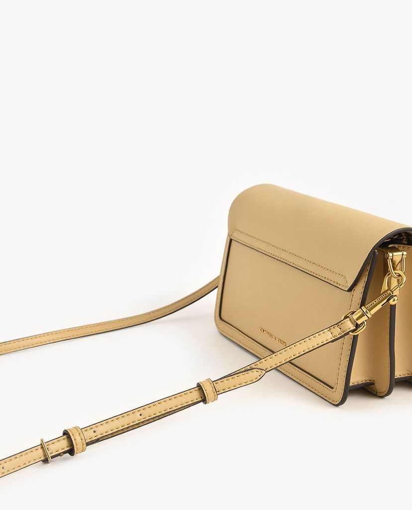 CHARLES & KEITH - Túi đeo chéo nữ chữ nhật nắp gập Embellished Envelope