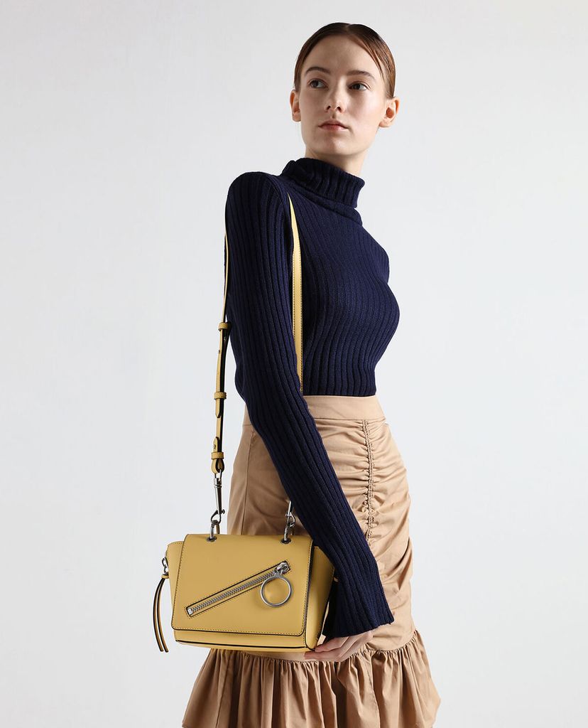 CHARLES & KEITH - Túi đeo vai Zip Pocket Trapeze