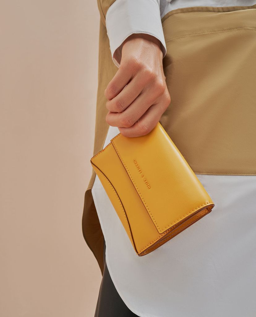 CHARLES & KEITH - Ví nữ mini dạng gập Snap Button