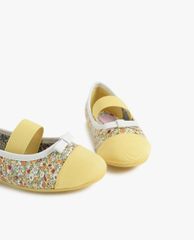 CHARLES & KEITH - Giày búp bê trẻ em mũi tròn