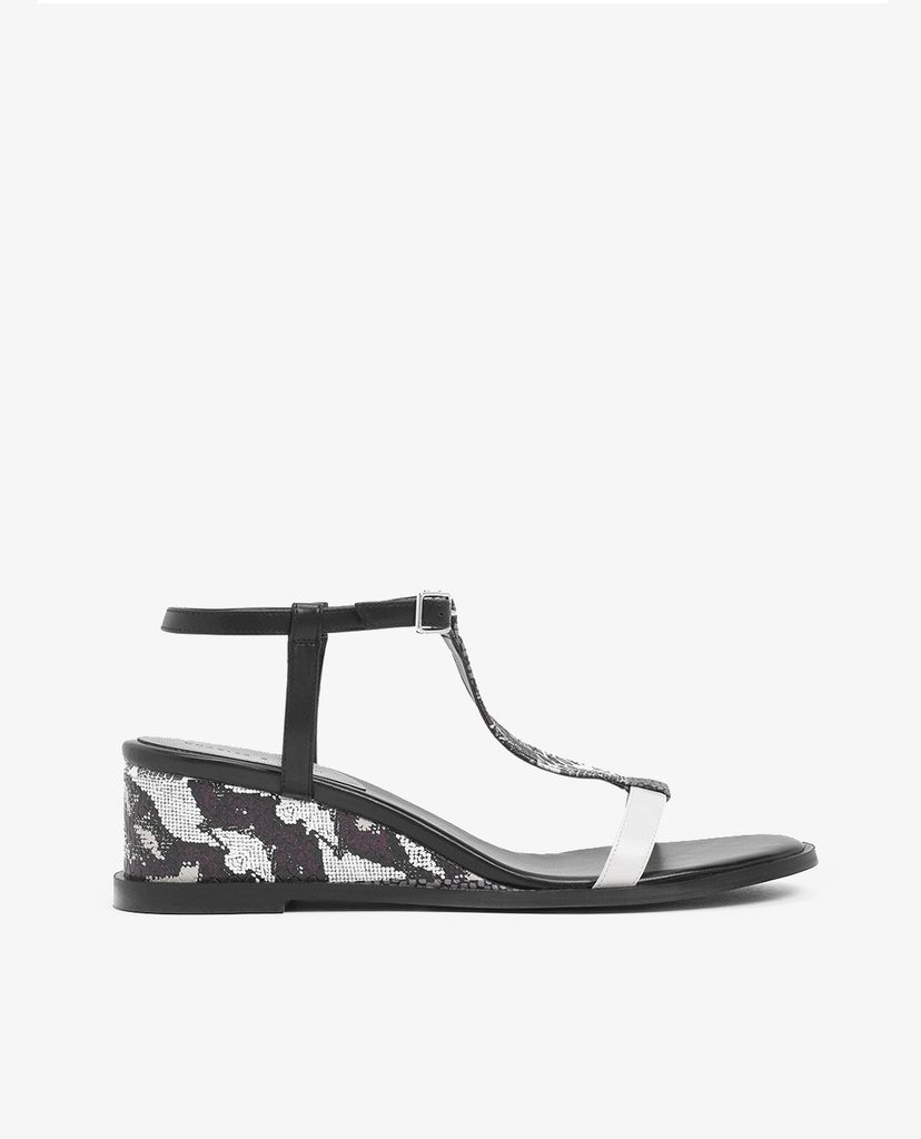 CHARLES & KEITH - Giày đế xuồng T Bar Wedges