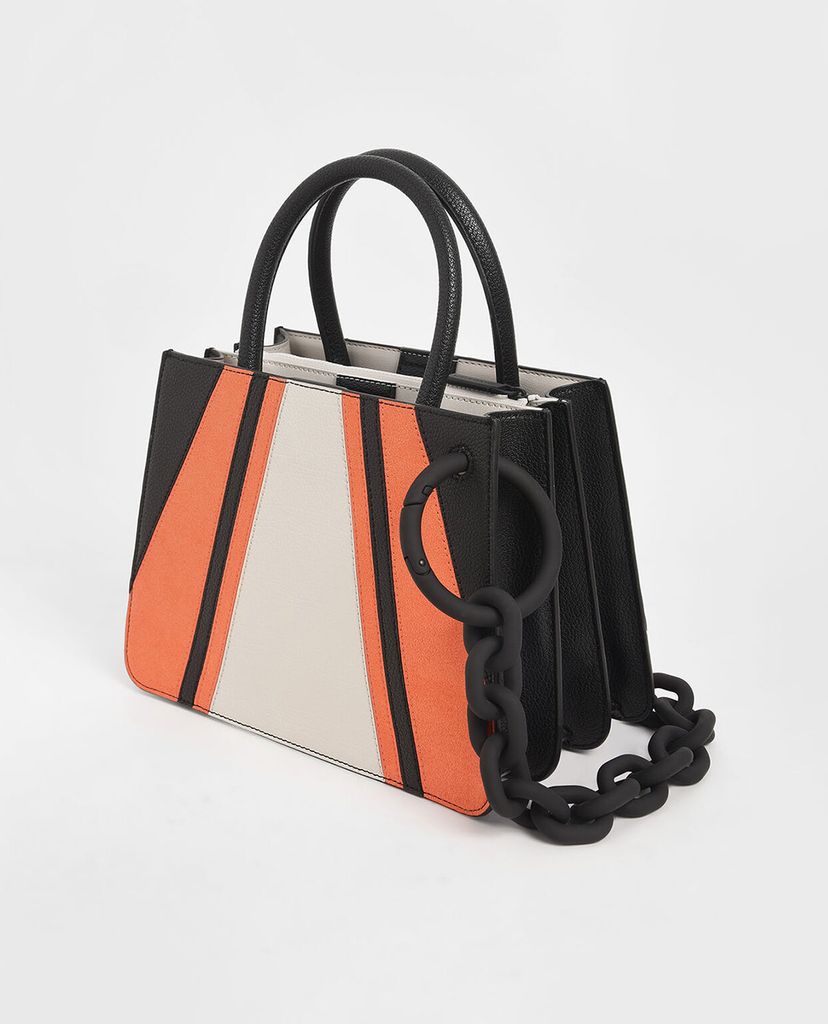 CHARLES & KEITH - Túi đeo vai nữ hình thang Chunky Chain Top Handle