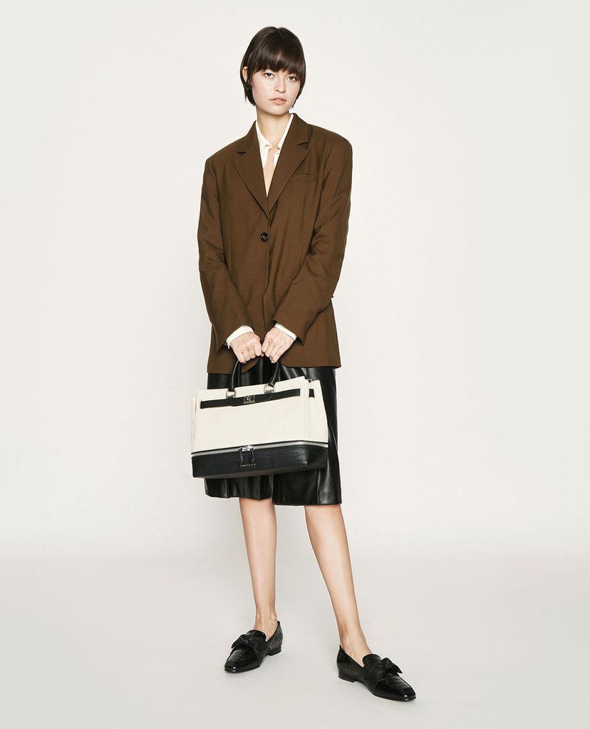 CHARLES & KEITH - Túi đeo vai chữ nhật Large Two Way Zip