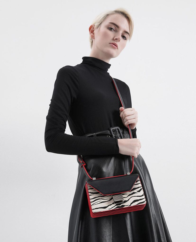 CHARLES & KEITH - Túi đeo chéo Croc Effect Push Lock Crossbody