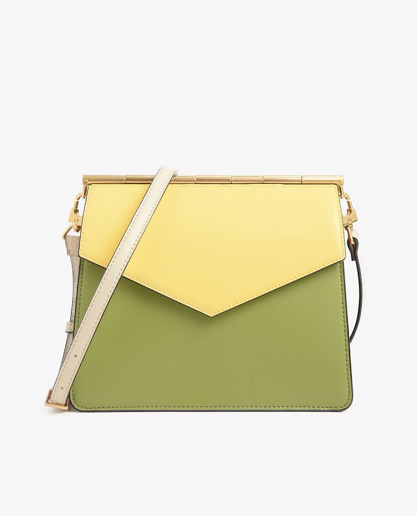 CHARLES & KEITH - Túi đeo chéo Croc Effect Angular
