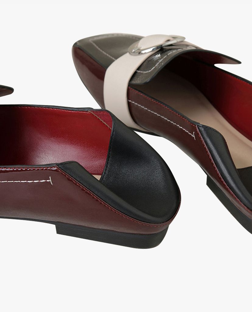 PEDRO - Giày đế bệt nữ Square Toe Buckled Loafers