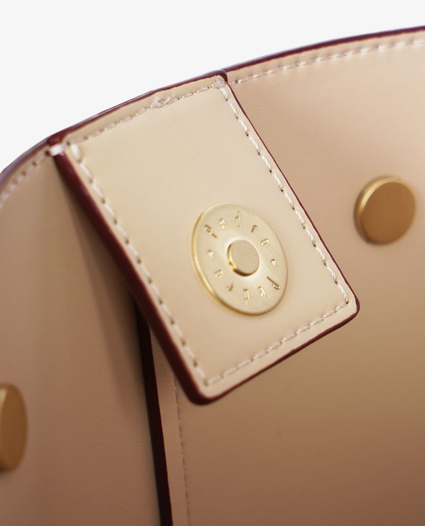 Túi xách tay nữ Paneled Wristlet