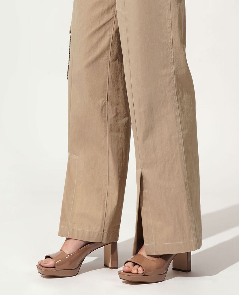 CHARLES & KEITH - Giày cao gót đế trụ Platform