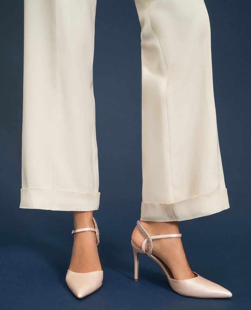 CHARLES & KEITH - Giày cao gót mũi nhọn quai mảnh thanh lịch