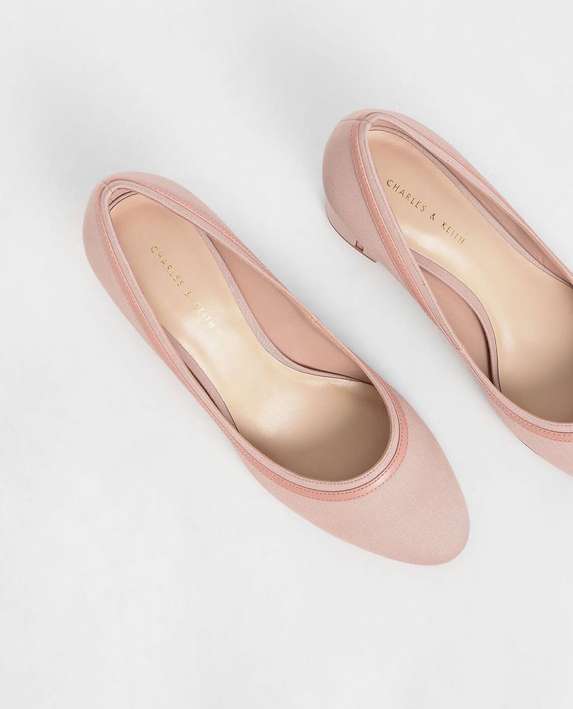 CHARLES & KEITH - Giày cao gót mũi tròn Round Toe Block