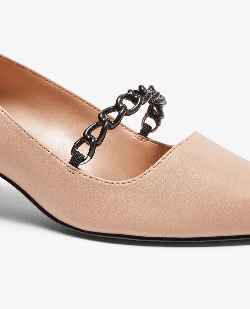 CHARLES & KEITH - Giày cao gót mũi nhọn Chain Strap Curved Block