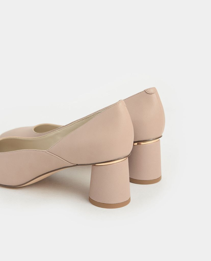 CHARLES & KEITH - Giày cao gót mũi nhọn Cylindrical