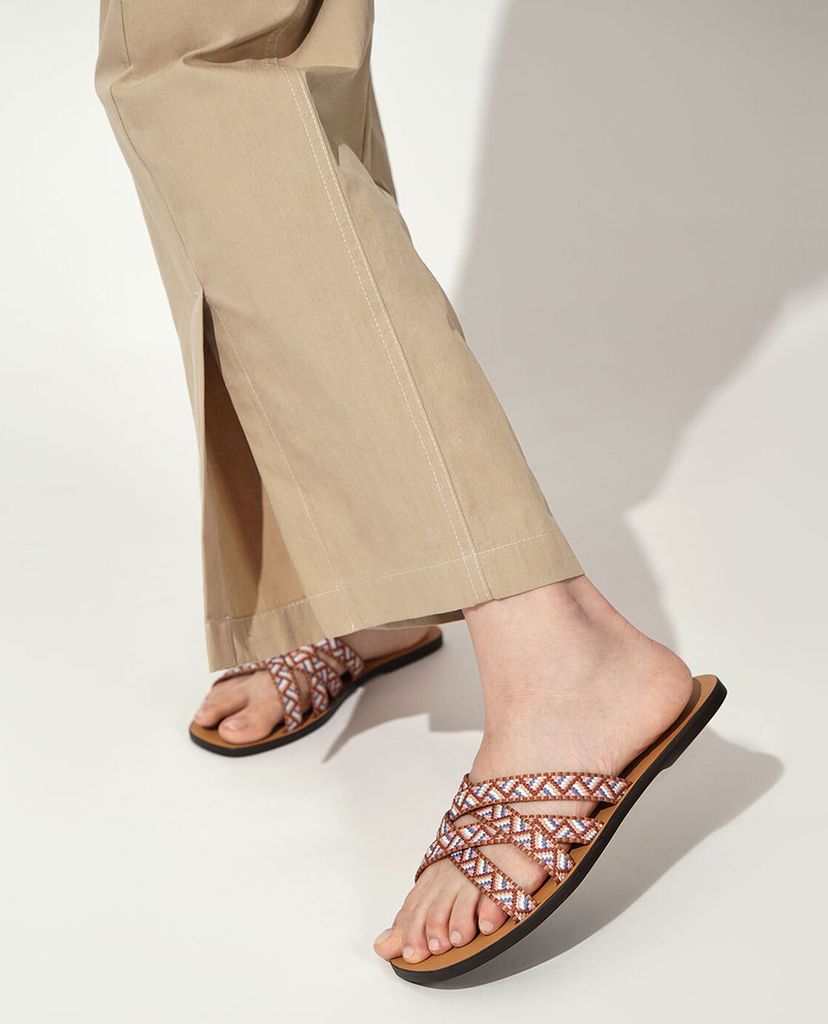 CHARLES & KEITH - Dép nữ Woven Strappy