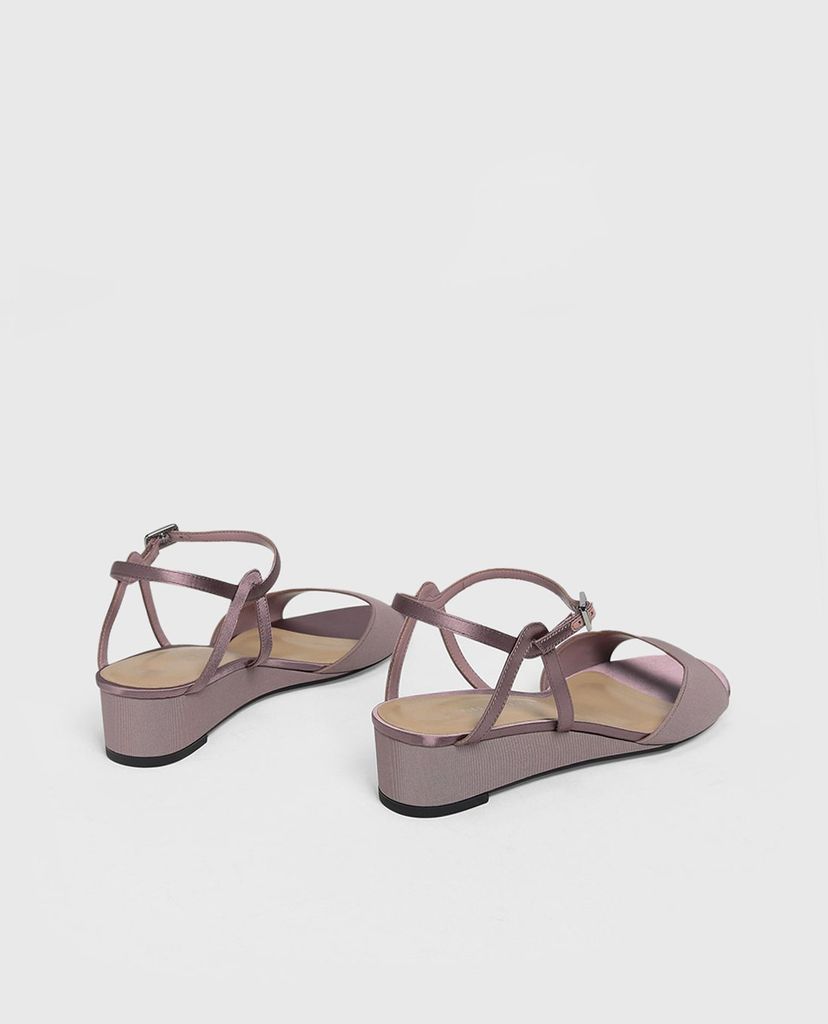 CHARLES & KEITH - Giày đế xuồng sandals Low Wedge
