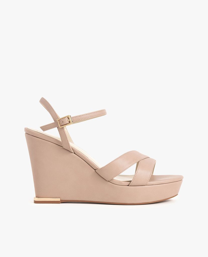 CHARLES & KEITH - Giày đế xuồng Asymmetric Strap Platform Wedges