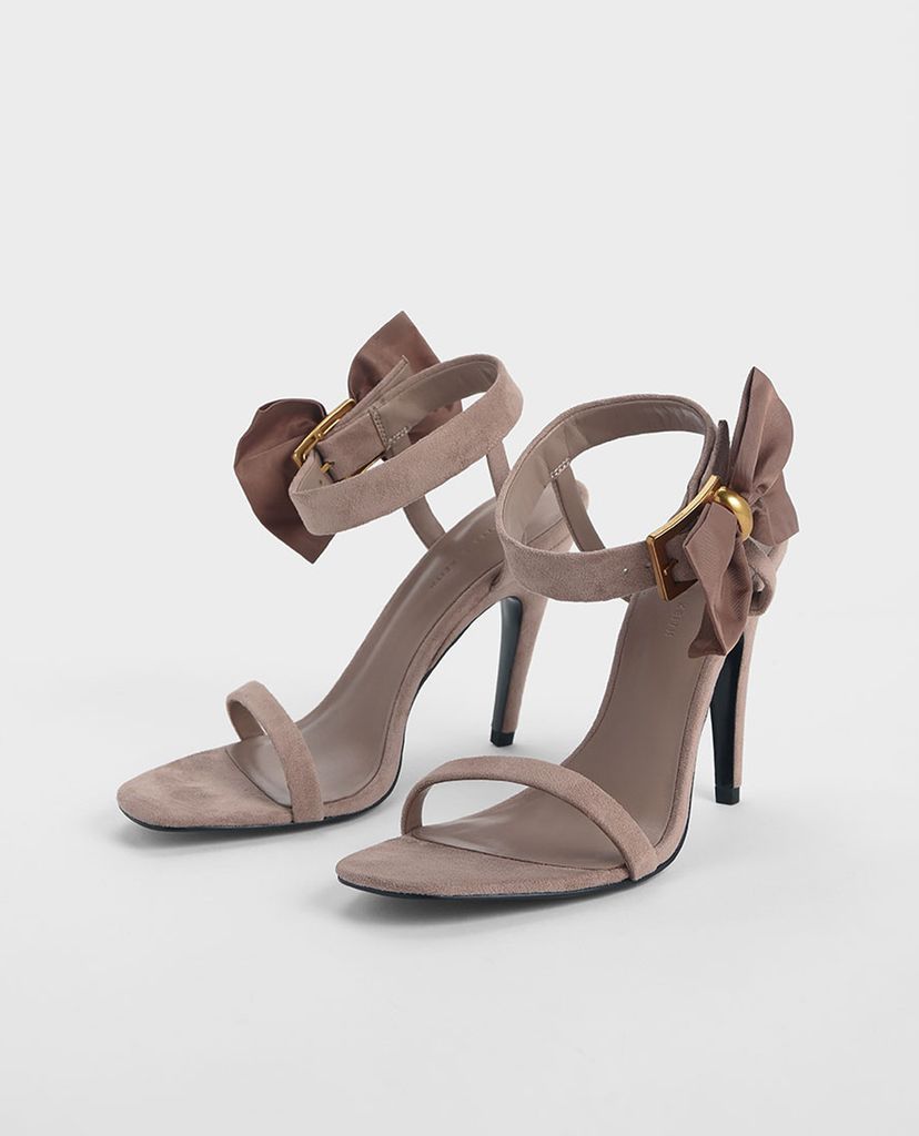 CHARLES & KEITH - Giày cao gót hở mũi phối nơ Oversized Bow