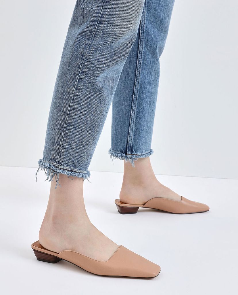CHARLES & KEITH - Giày đế bệt Square Toe Stacked Heel Mules