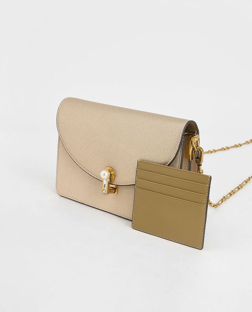 CHARLES & KEITH - Túi đeo vai nữ chữ nhật Textured Turn Lock