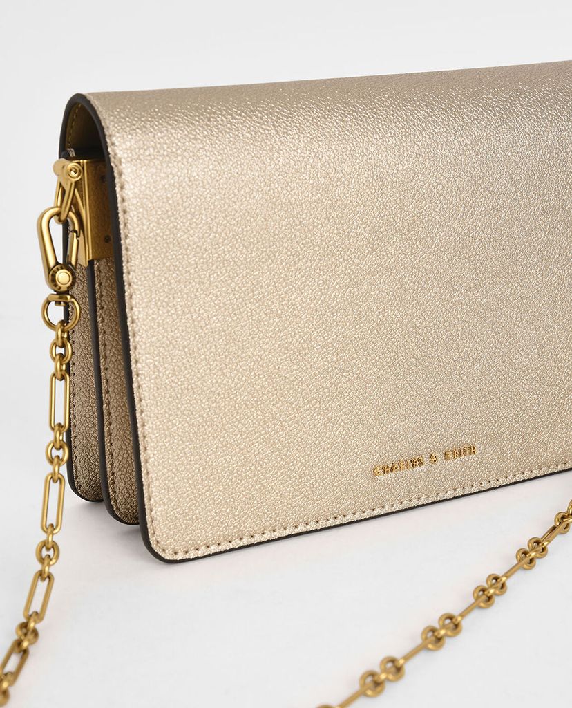 CHARLES & KEITH - Túi đeo vai nữ chữ nhật Textured Turn Lock
