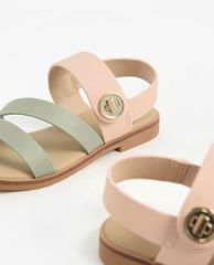 CHARLES & KEITH - Giày sandals trẻ em quai ngang Metallic Buckle