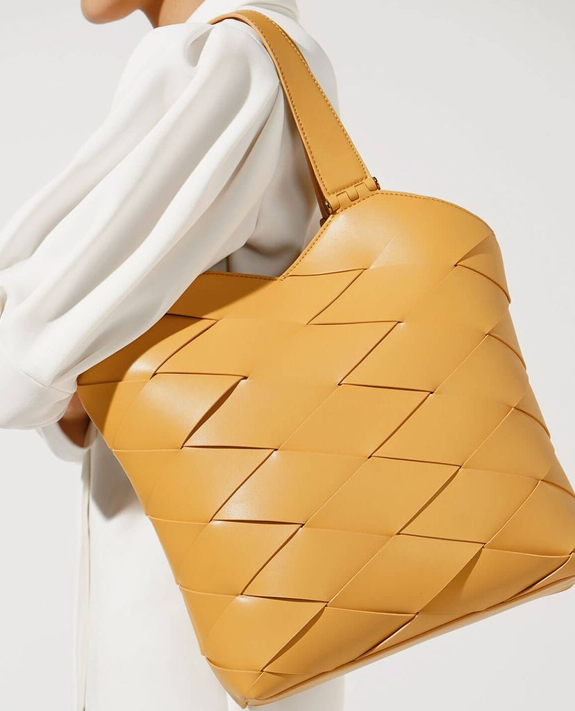 CHARLES & KEITH - Túi đeo vai nữ chữ nhật Woven