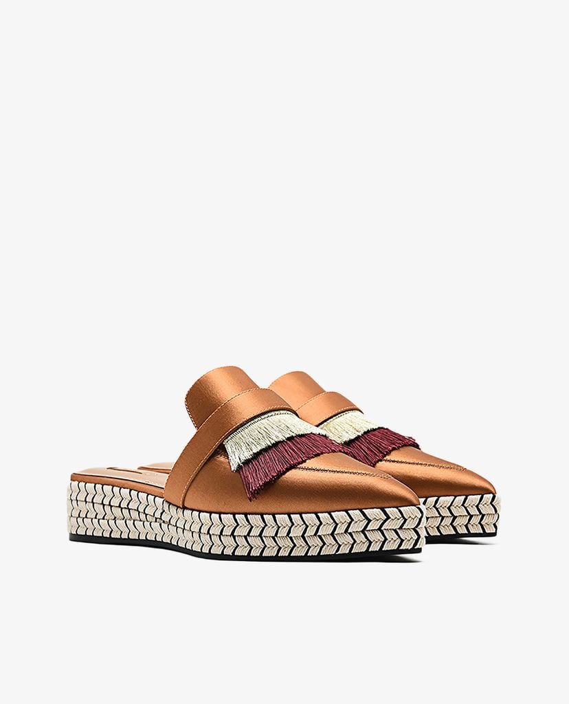 PEDRO - Giày đế xuồng mũi nhọn Satin Flatform Mules