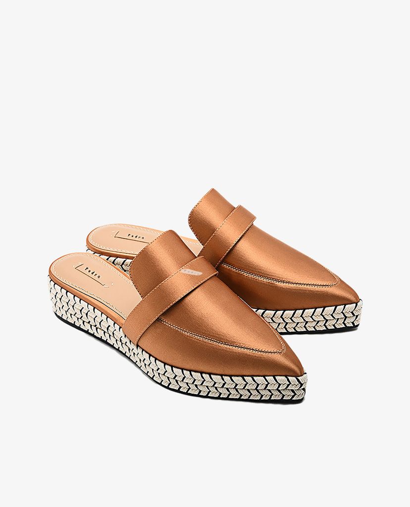 PEDRO - Giày đế xuồng mũi nhọn Satin Flatform Mules