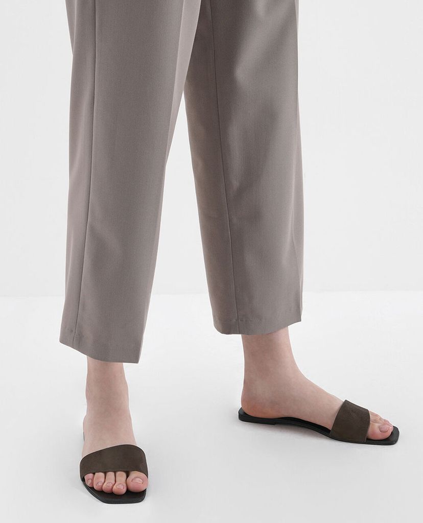 CHARLES & KEITH - Dép nữ quai ngang thanh lịch