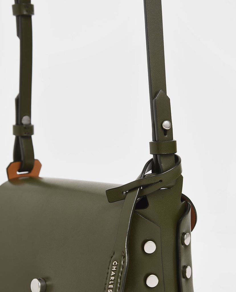 CHARLES & KEITH - Túi đeo chéo chữ nhật Mini Reversible Front Flap