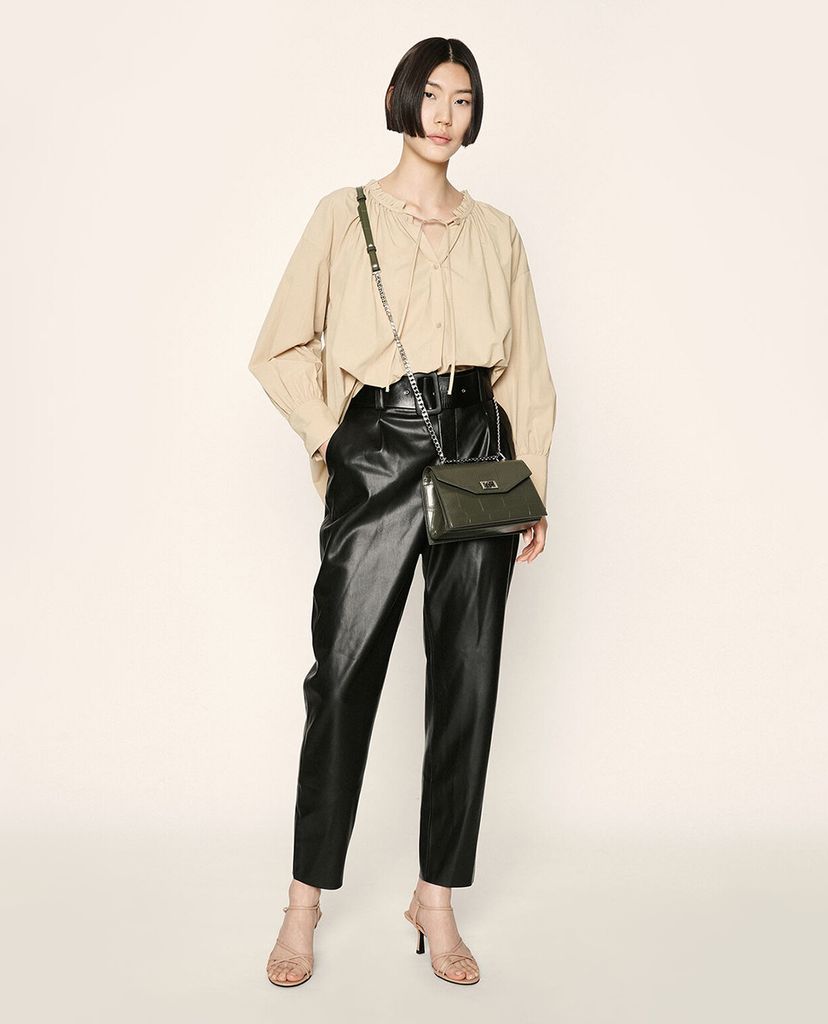 CHARLES & KEITH - Túi đeo chéo chữ nhật Turn Lock