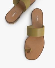 PEDRO - Giày sandals nữ xỏ ngón Gold Ornament Toe Loop