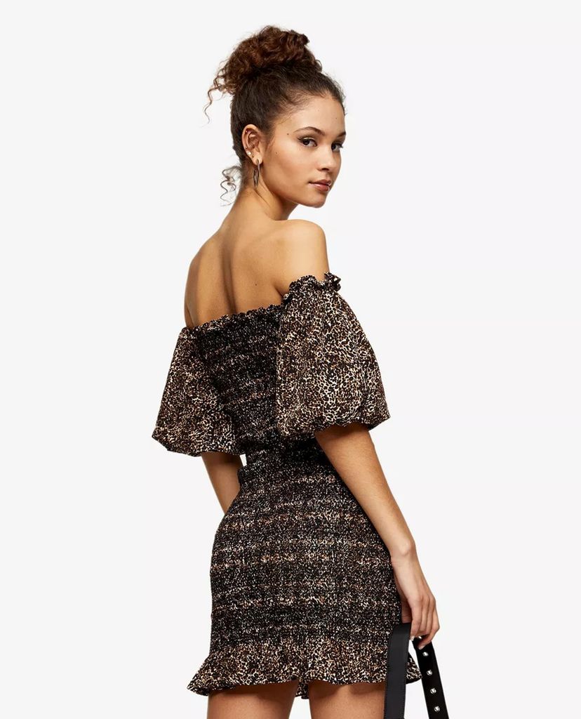 TOPSHOP - Đầm mini bẹt vai Leopard Print Shirred Bardot