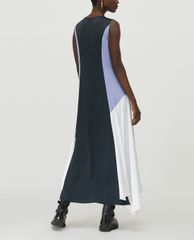 MAX&Co. - Đầm midi cổ tròn sát nách phom suông thời trang Satin