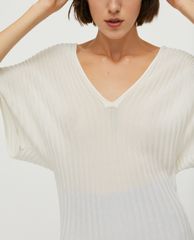 MAX&Co. - Áo kiểu nữ cổ V tay cánh dơi thời trang