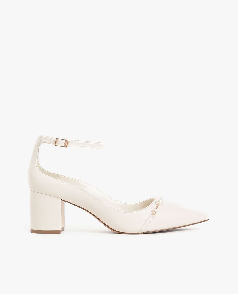 CHARLES & KEITH - Giày cao gót Embellished Pointed Toe Pumps